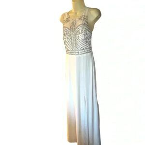 Glamorous Gown perfect for PROM